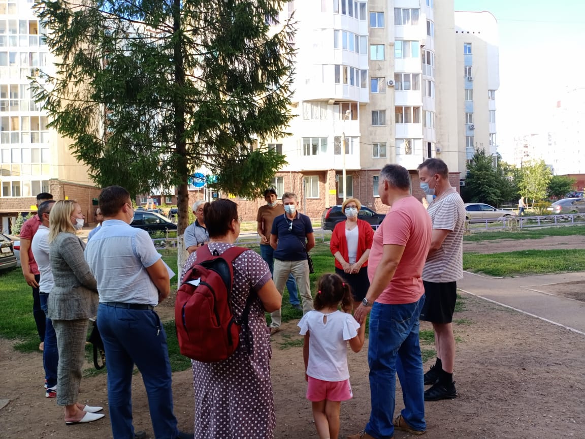 В Кировском районе проходят встречи с населением