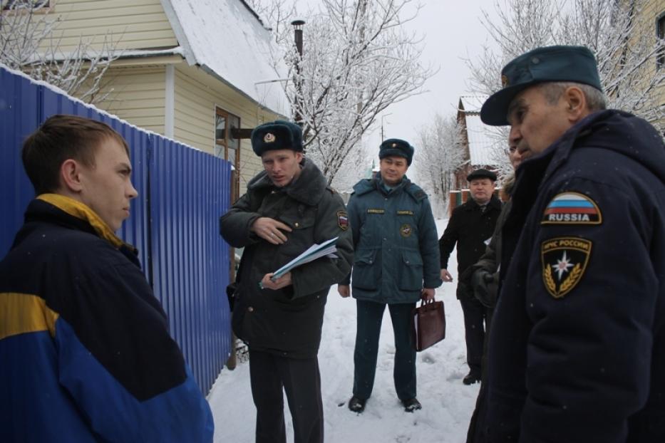 Во время рейдов с садоводами провели профилактические беседы о паводке