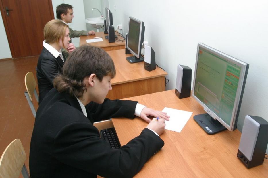 Октябрьский – район-лидер по информационной открытости сайтов школ