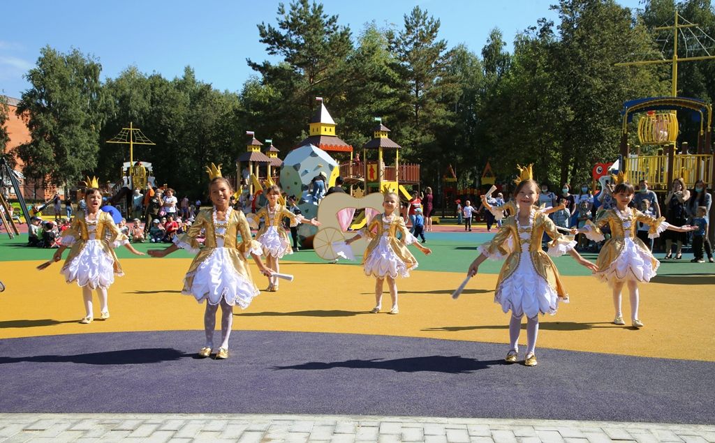 В парке «Первомайский» открылся детский спортивно-игровой комплекс