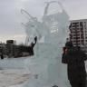 На площади перед Дворцом спорта завершилось строительство ледового городка