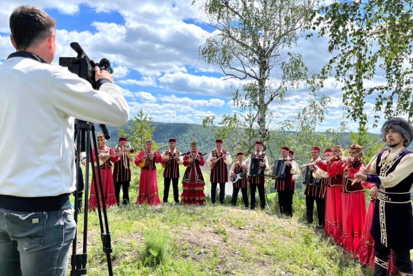 Праздник курая в Бурзянском районе. Бурзянский танец. Праздник курая 450 Бурзянского района.