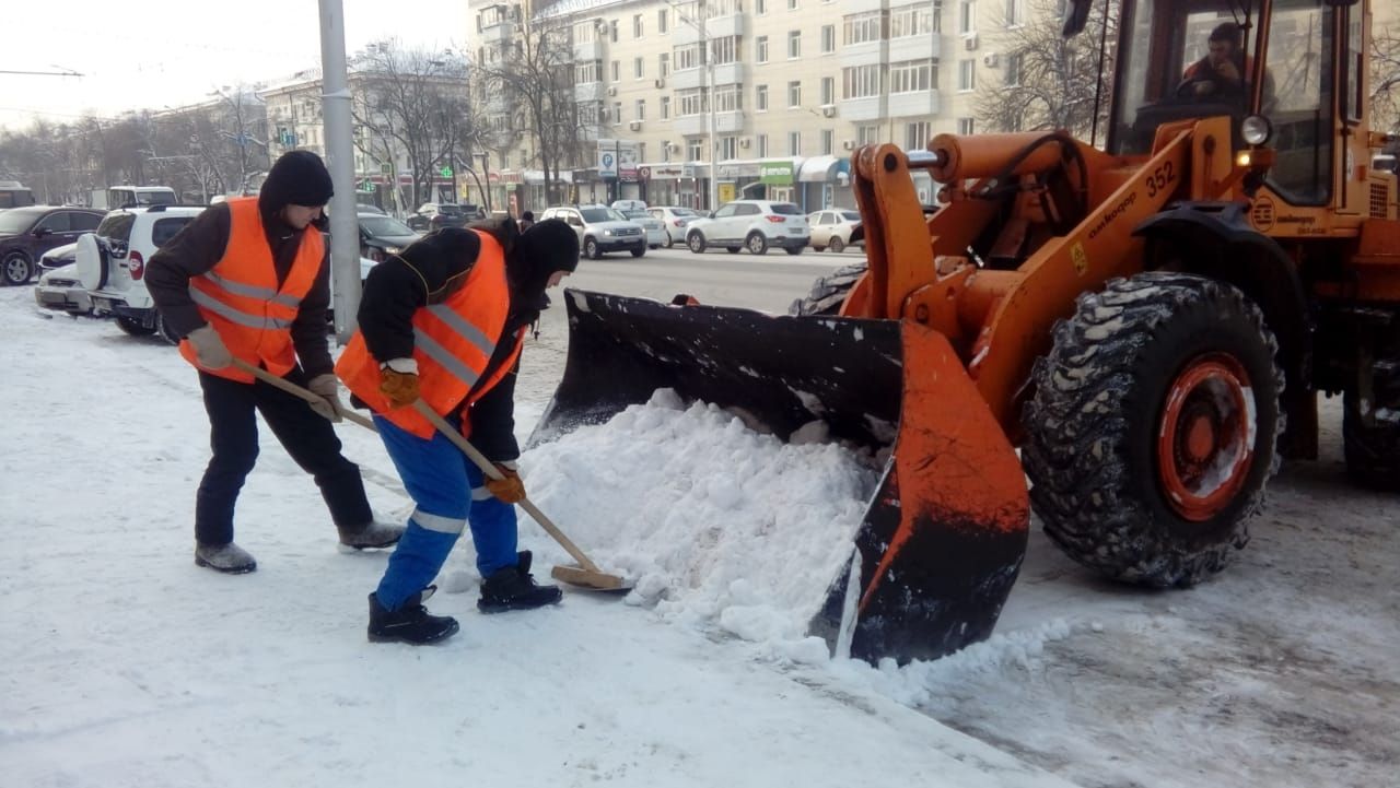 За минувшие сутки с улиц Уфы вывезли 23,5 тысяч кубометров снега