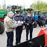 В Орджоникидзевском районе состоялся смотр техники УЖХ
